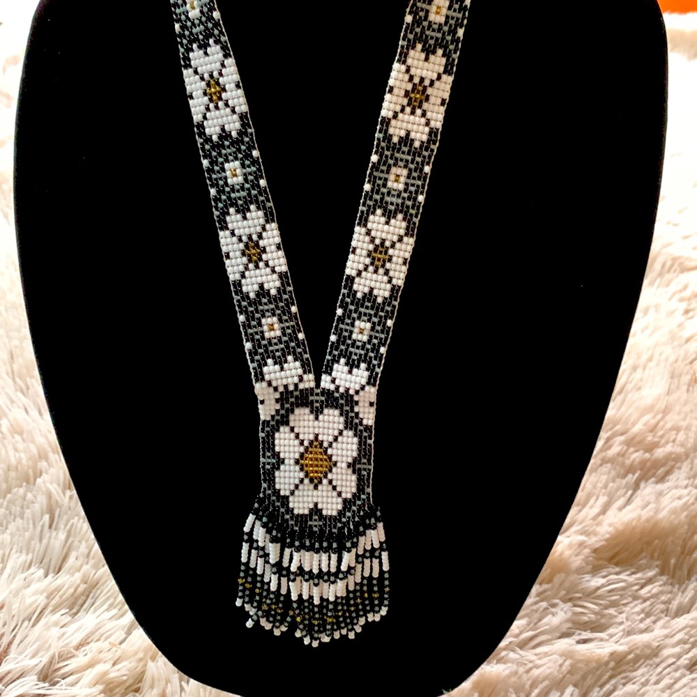 Glass Bead Indian Style Necklace Flower Necklace